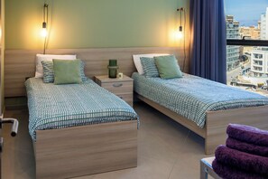 2 quartos, ferros/tábuas de passar roupa, Wi-Fi, roupa de cama