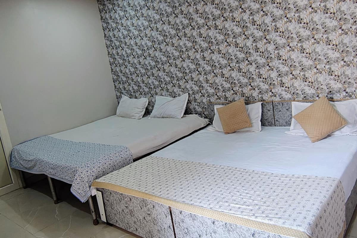 Quadruple Room, Balcony | Free WiFi