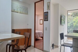 2 chambres, Wi-Fi gratuit, draps fournis