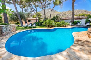 Villa, Accessible | Internet