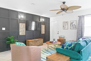 Älytelevisio, kirjoja