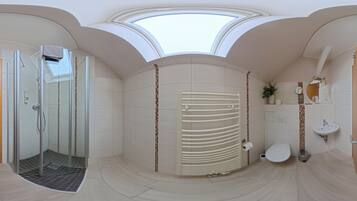 Standard Double Room | Bathroom | Shower, free toiletries, towels, soap