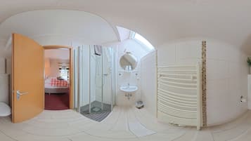 Standard Quadruple Room | Bathroom | Shower, free toiletries, towels, soap