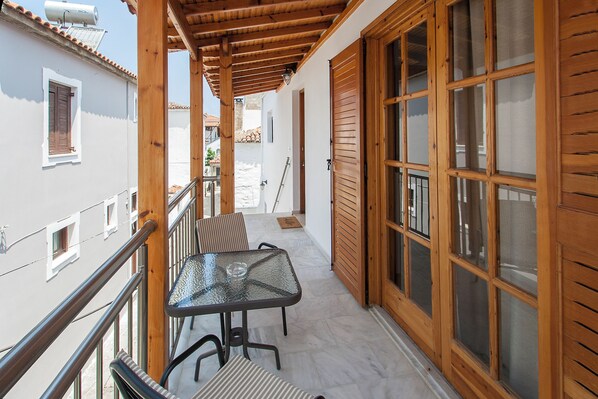 Standard Apartment | Balcony