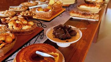 Desayuno buffet incluido todos los días