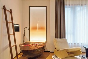 Room - Allston Hotel (Xiamen Zhongshan Road Bailuzhou Park) (Xiamen)