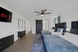 3 bedrooms, desk, iron/ironing board, travel crib