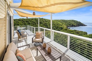 Property grounds - Kiddel Bay Cottage | St. John (Anna's Retreat)