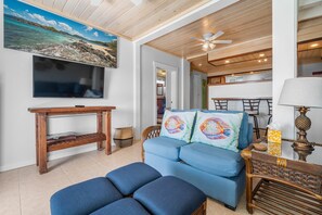 Living area - Kiddel Bay Cottage | St. John (Anna's Retreat)