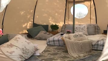 1 camera, culla da viaggio, Wi-Fi gratuito, lenzuola