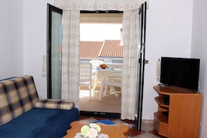 Apartment (One Bedroom Apartment With Sea View) | 4 bedrooms - Zadar Coastal Haven (Zadar)