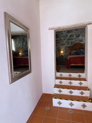 Design Studio, Non Smoking, Courtyard View | Down duvets, individually decorated, desk, laptop workspace - Casa Juan Guanajuato (Guanajuato)