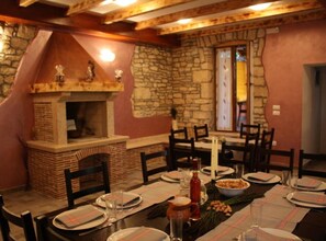 Restaurant - Authentic Istrian Rooms for Unforgettable Stays (Vodnjan)