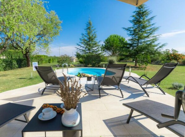 House (Three Bedroom Holiday Home with Priva) | Outdoor pool