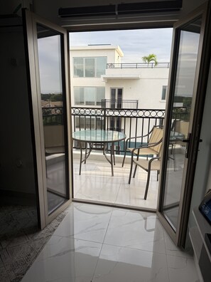 Interior - JRL Suite Oasis - Kingston Central Jamaica (Kingston)