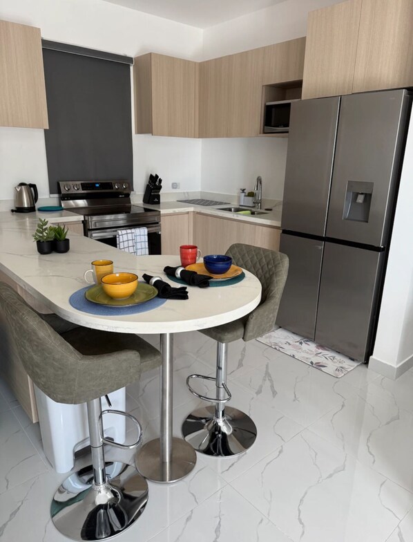 Private kitchen - JRL Suite Oasis - Kingston Central Jamaica (Kingston)