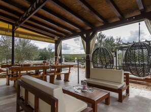 Outdoor dining - Vila Ive winter spa Podumci (Podumci)