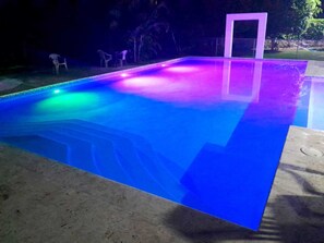 Utomhuspool