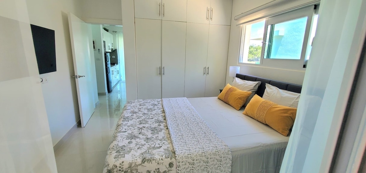 Luxurious 1-bedroom Condo In Sosúa With Ac, Wifi, Backyard, Terrace, And Balcony - Sosúa