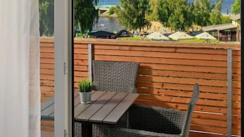 Apartamento Confort, balcón | Terraza o patio