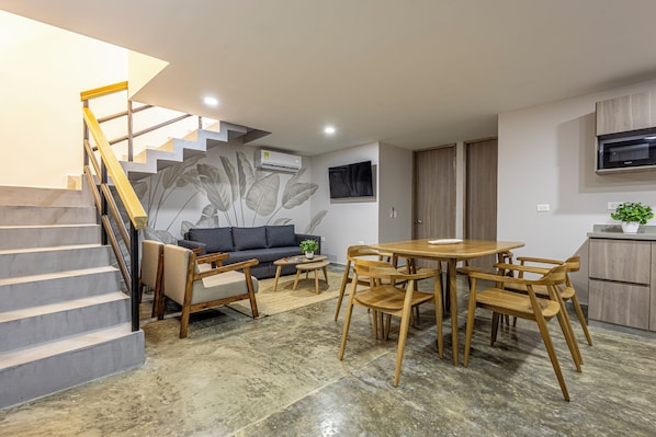 Deluxe appartement, uitzicht op stad | Woonruimte