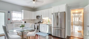 5 Mi to Rutgers University: New Jersey Guest Suite