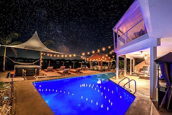 Palm Beach Paradise | Villa w/ Beach, Pool, Cinema & Tiki