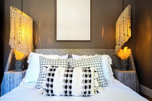 Deluxe House, 6 Bedrooms, Garden View