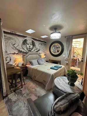 1 chambre, fer et planche Ă repasser, Wi-Fi, draps fournis