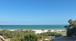 Sun-loungers, beach towels