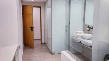 Bañera con ducha, bañera de hidromasaje