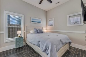 3 bedrooms, iron/ironing board, travel crib, WiFi