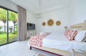 4 bedrooms, iron/ironing board, travel crib, WiFi