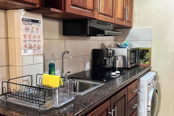 Desk, laptop workspace, iron/ironing board, free WiFi