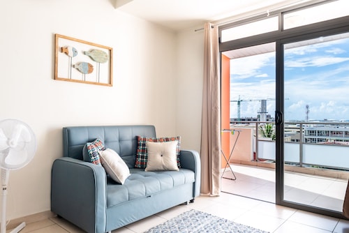 1B modern APT at 5min downtown and ferry terminal Papeete