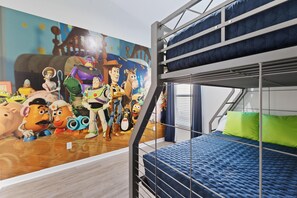 4 quartos, ferros/tábuas de passar roupa, Wi-Fi, roupa de cama