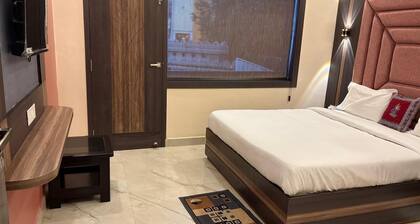 DM PAYING GUEST HOUSE