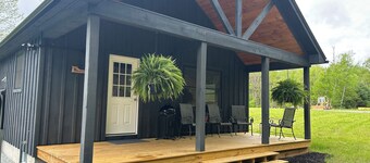 Unique family-friendly Vermont cabin!
