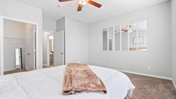 2 bedrooms, WiFi, bed sheets