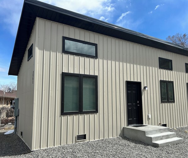 Exterior - Cozy Cody Getaway (Cody)