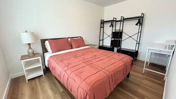 1 soverom, skrivebord, wi-fi og sengetøy