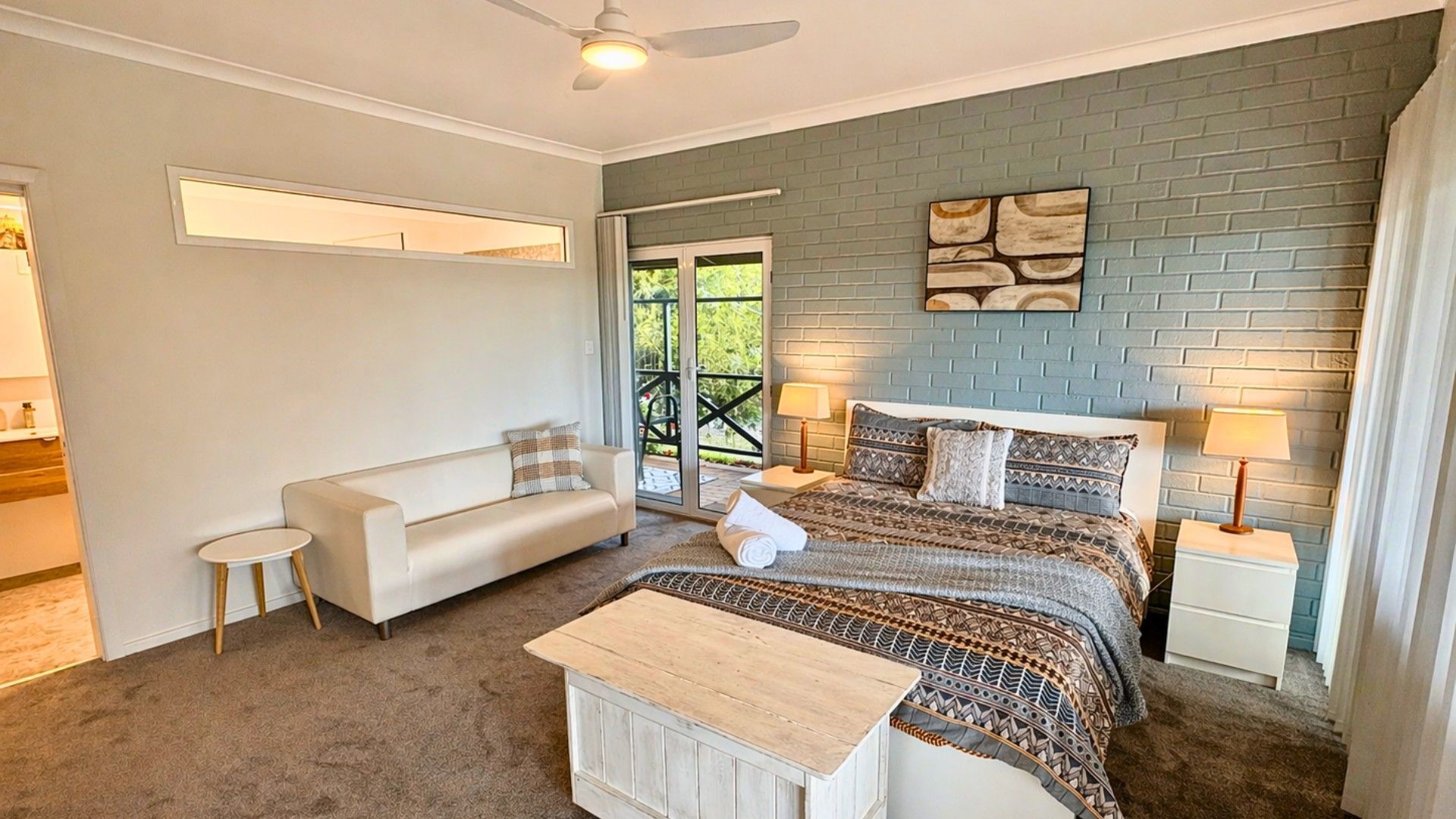 2 bedrooms, iron/ironing board, free WiFi, bed sheets