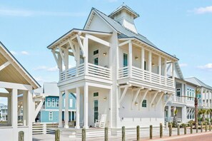 Cottage (1 Bedroom) | Exterior - S'mores on the Shore 550 SOU (Port Aransas)