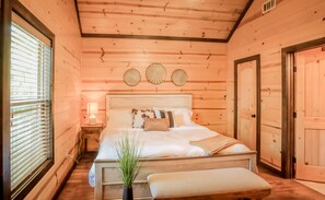 4 soverom, strykejern/-brett, wi-fi (inkludert) og sengetøy