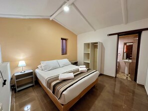 Classic Double Room, Courtyard View | Free WiFi - hostal qachisolcor (San Pedro de Atacama)