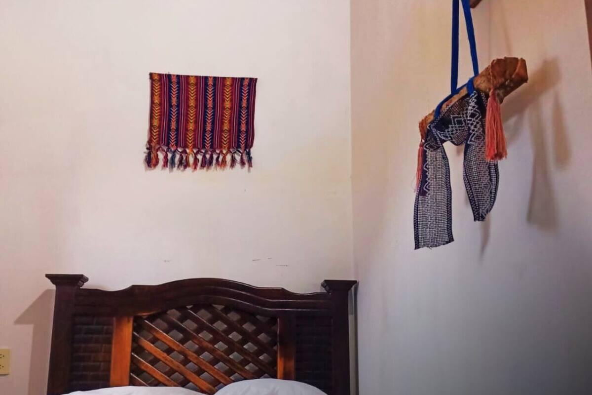 Chambre Double, vue jardin | 1 chambre, bureau, espace de travail pour ordinateur portable