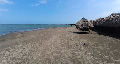 Puerta al Mar Ecolodge