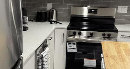 Comfy Cozy One Bedroom Suite