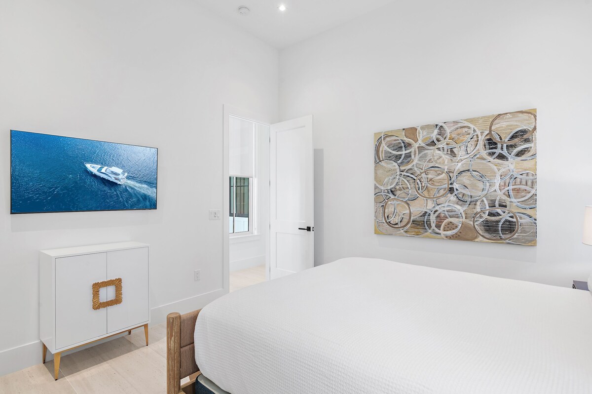 Photo 32 of Regal Beachfront Retreat: Pool, Spa, Chef's Kitchen, Outdoor Kitchen