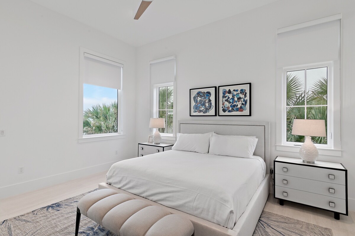 Photo 23 of Regal Beachfront Retreat: Pool, Spa, Chef's Kitchen, Outdoor Kitchen